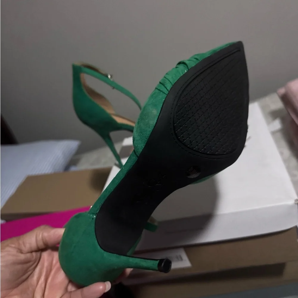 Jessica Simpson Green Suede Heels